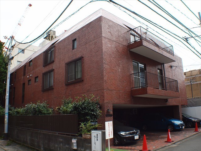 青山ホームズ
